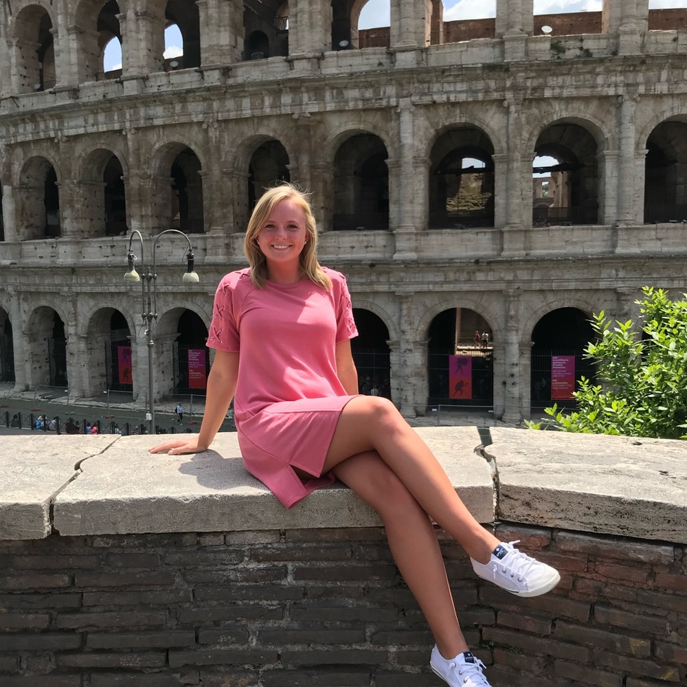 Meet your Posher, Hayley